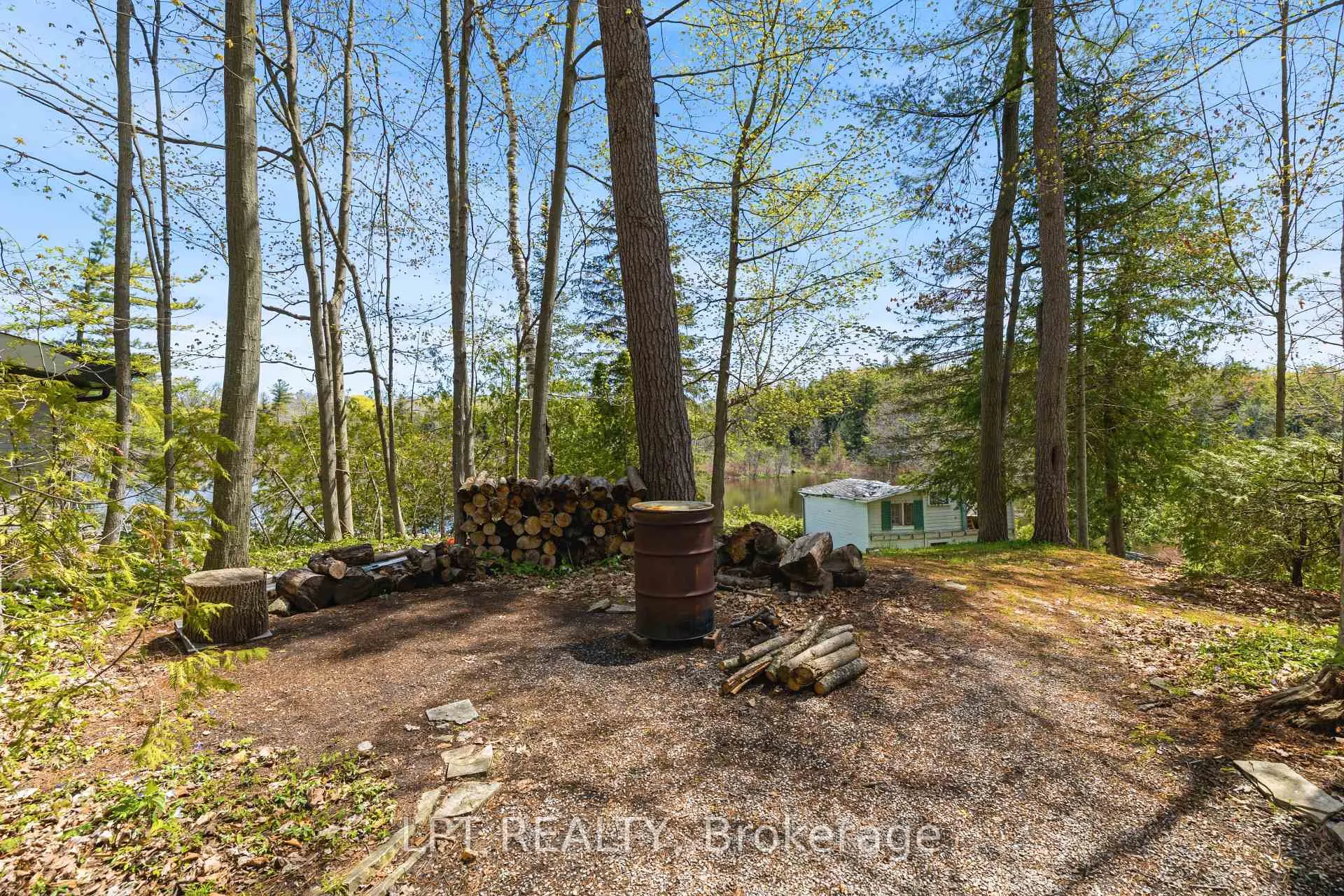 Photo 39 of 125 Sibbald Crescent, Georgina, Sutton & Jackson's Point — HOMEH