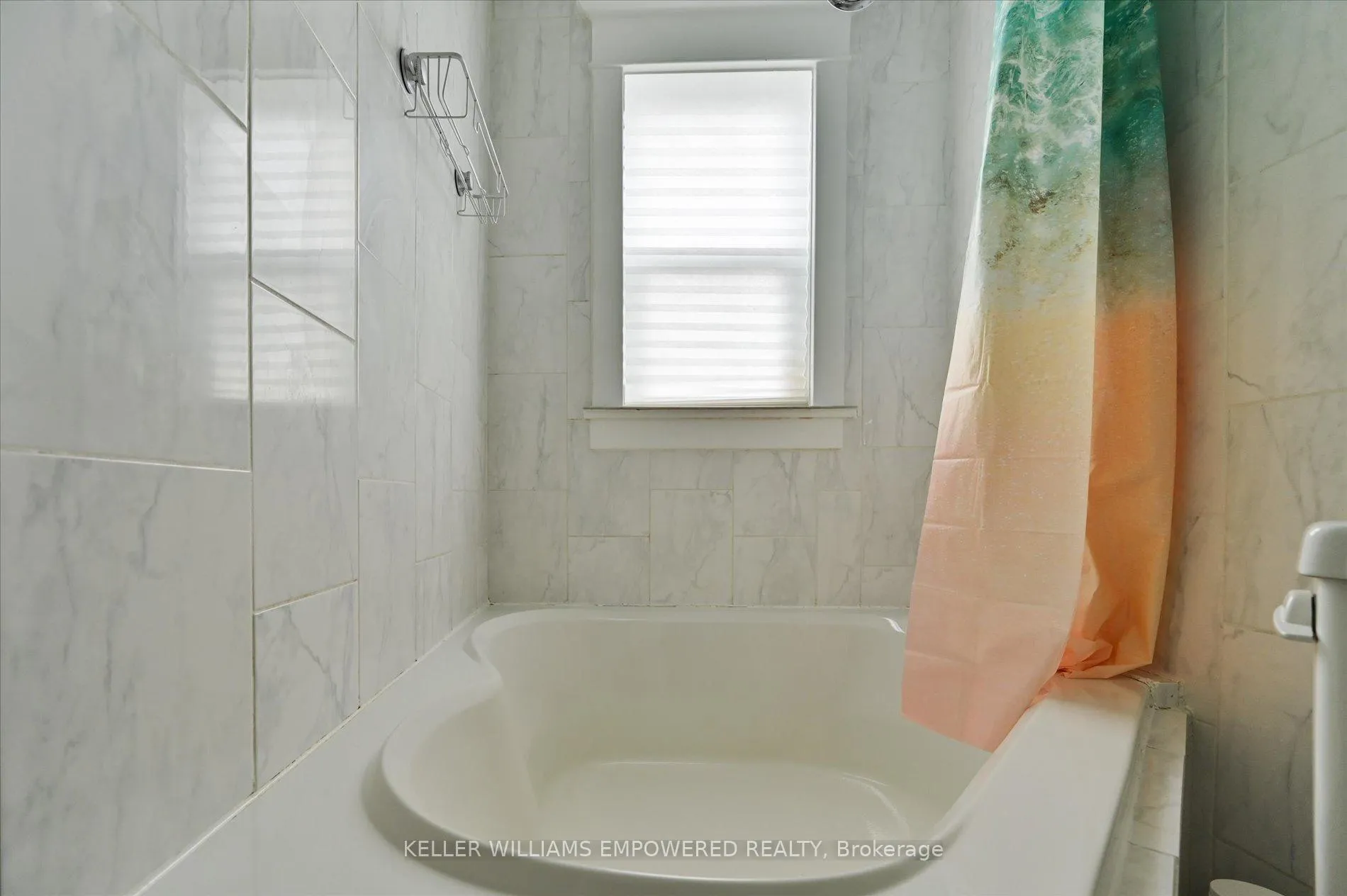 Photo 14 of 212 Silverthorn Avenue, Toronto, Weston-Pellam Park — HOMEH