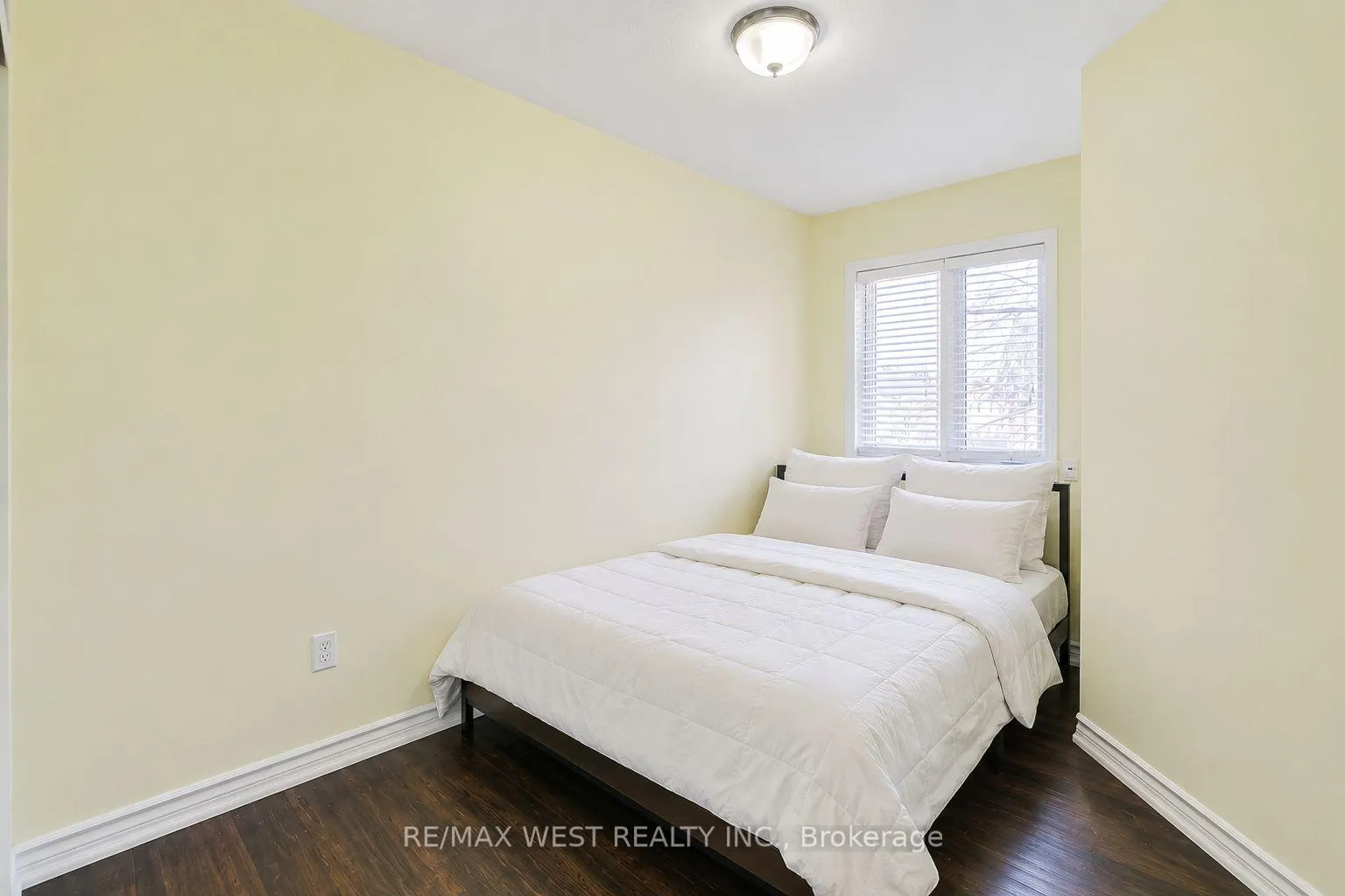 Photo 8 of Unit 12, 6400 Lawrence Avenue E, Scarborough, Rouge — HOMEH