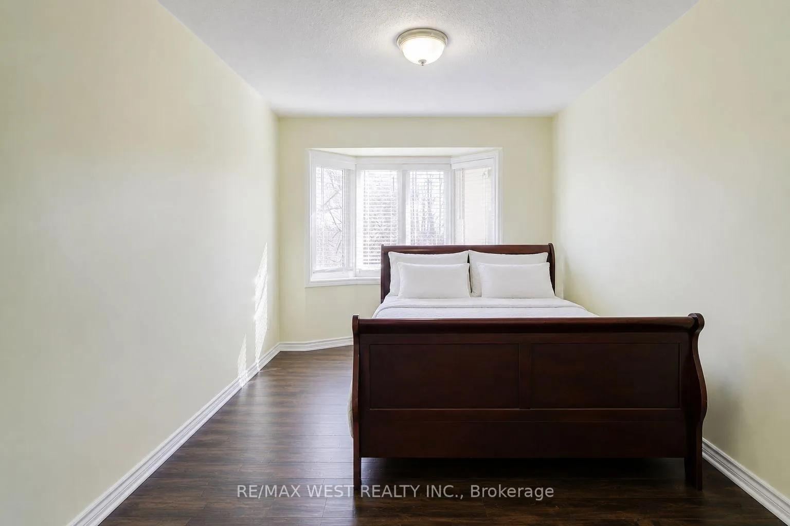 Photo 10 of Unit 12, 6400 Lawrence Avenue E, Scarborough, Rouge — HOMEH
