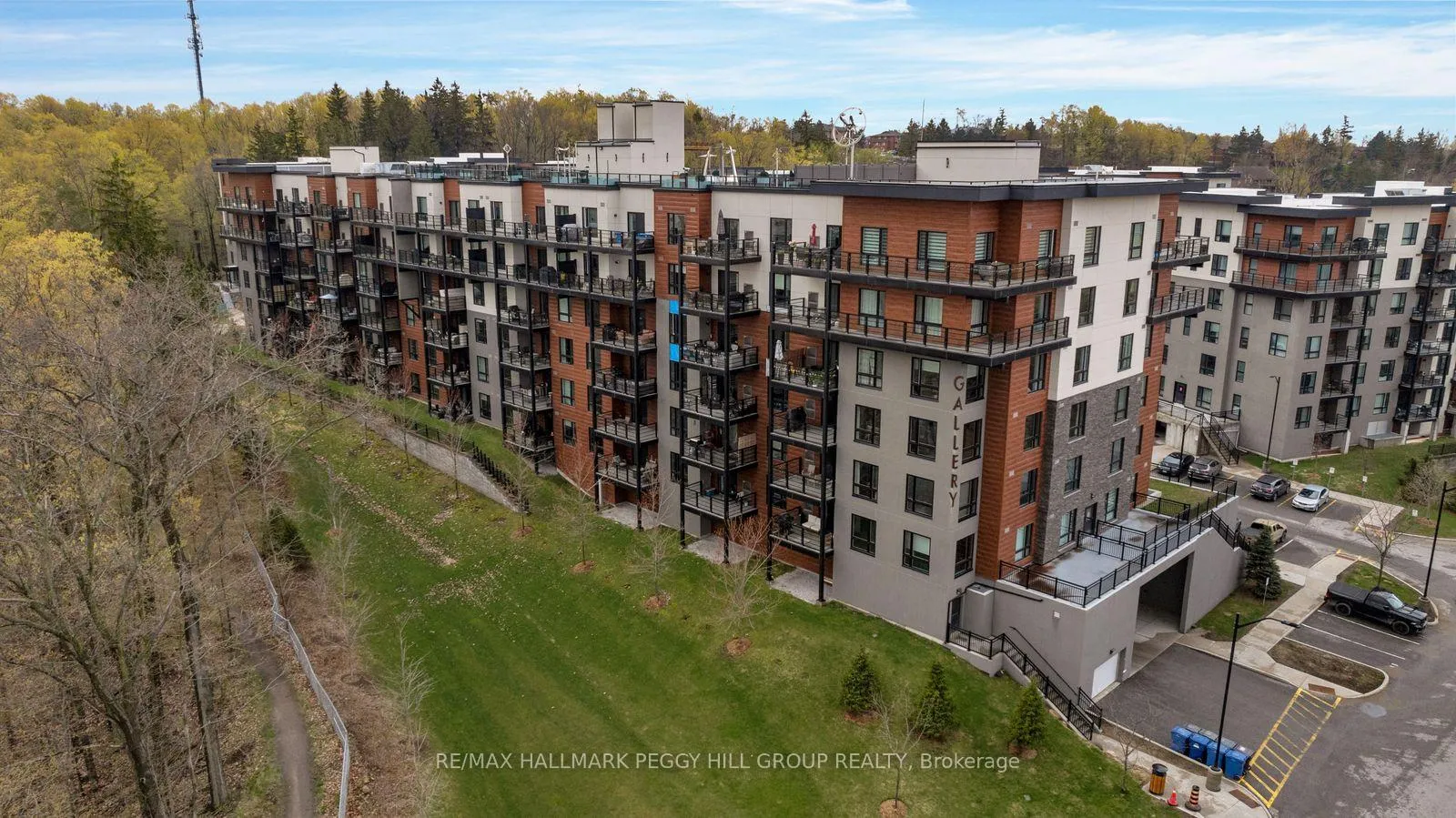 Front of Unit 201, 302 Essa Road