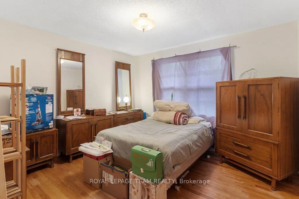 Photo 17 of 684 Wavell Avenue, Ottawa, Laurentianview — HOMEH