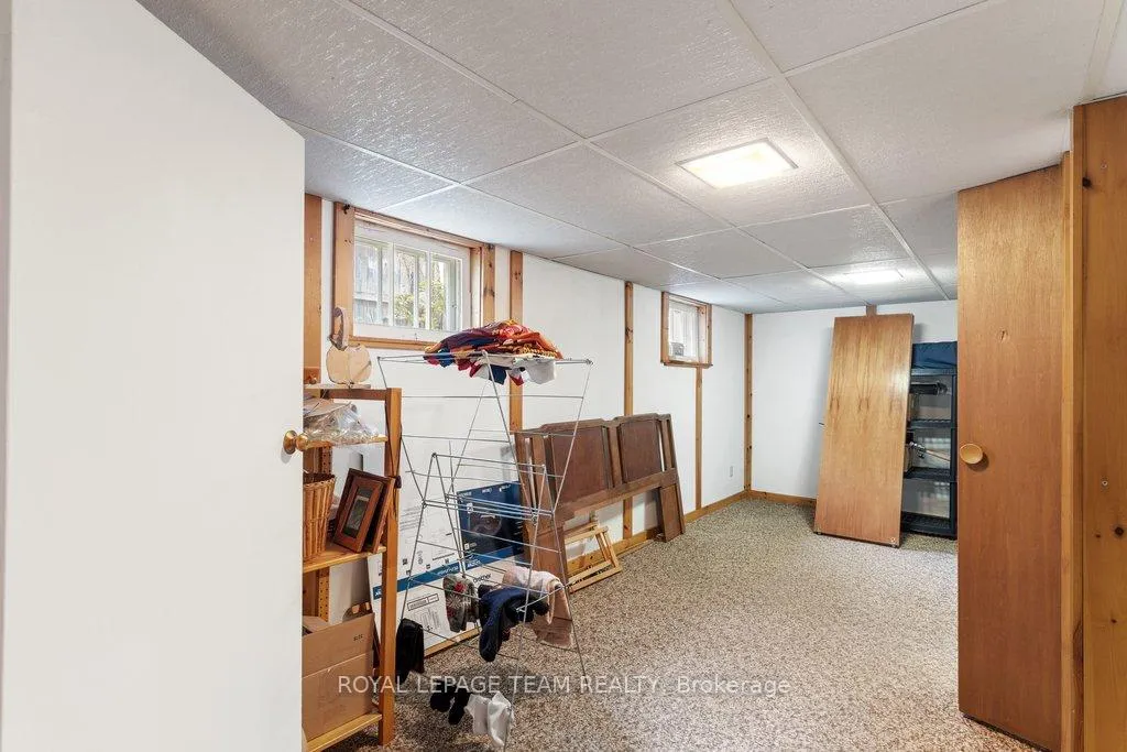 Photo 23 of 684 Wavell Avenue, Ottawa, Laurentianview — HOMEH