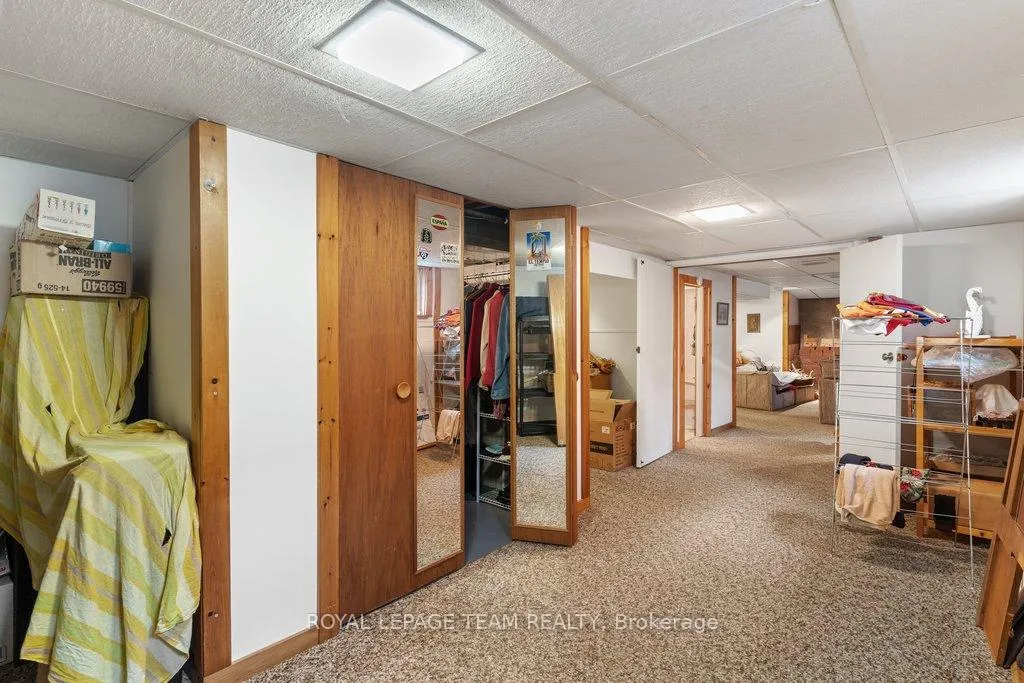Photo 24 of 684 Wavell Avenue, Ottawa, Laurentianview — HOMEH