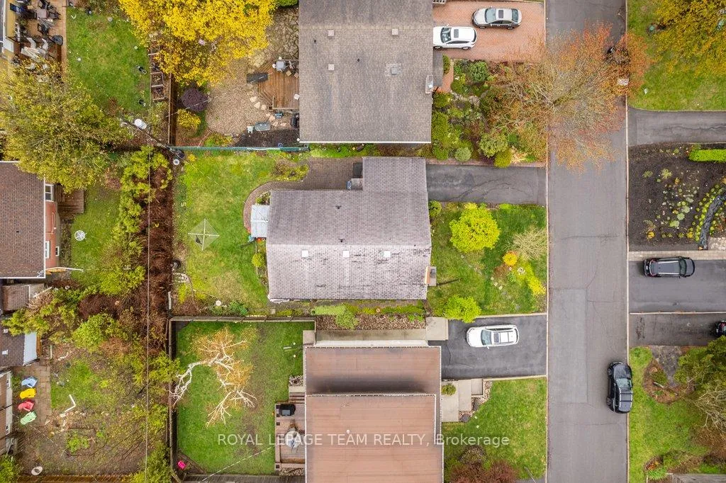 Photo 32 of 684 Wavell Avenue, Ottawa, Laurentianview — HOMEH