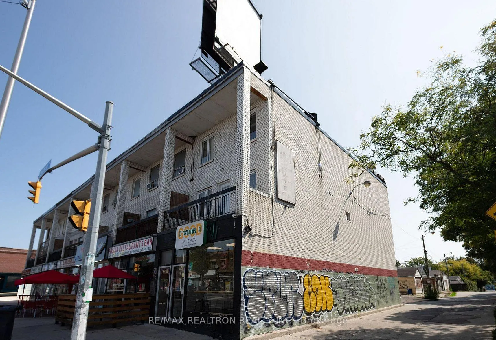 Photo 39 of Unit 1299, 1301 Danforth Avenue, Toronto, Greenwood-Coxwell — HOMEH