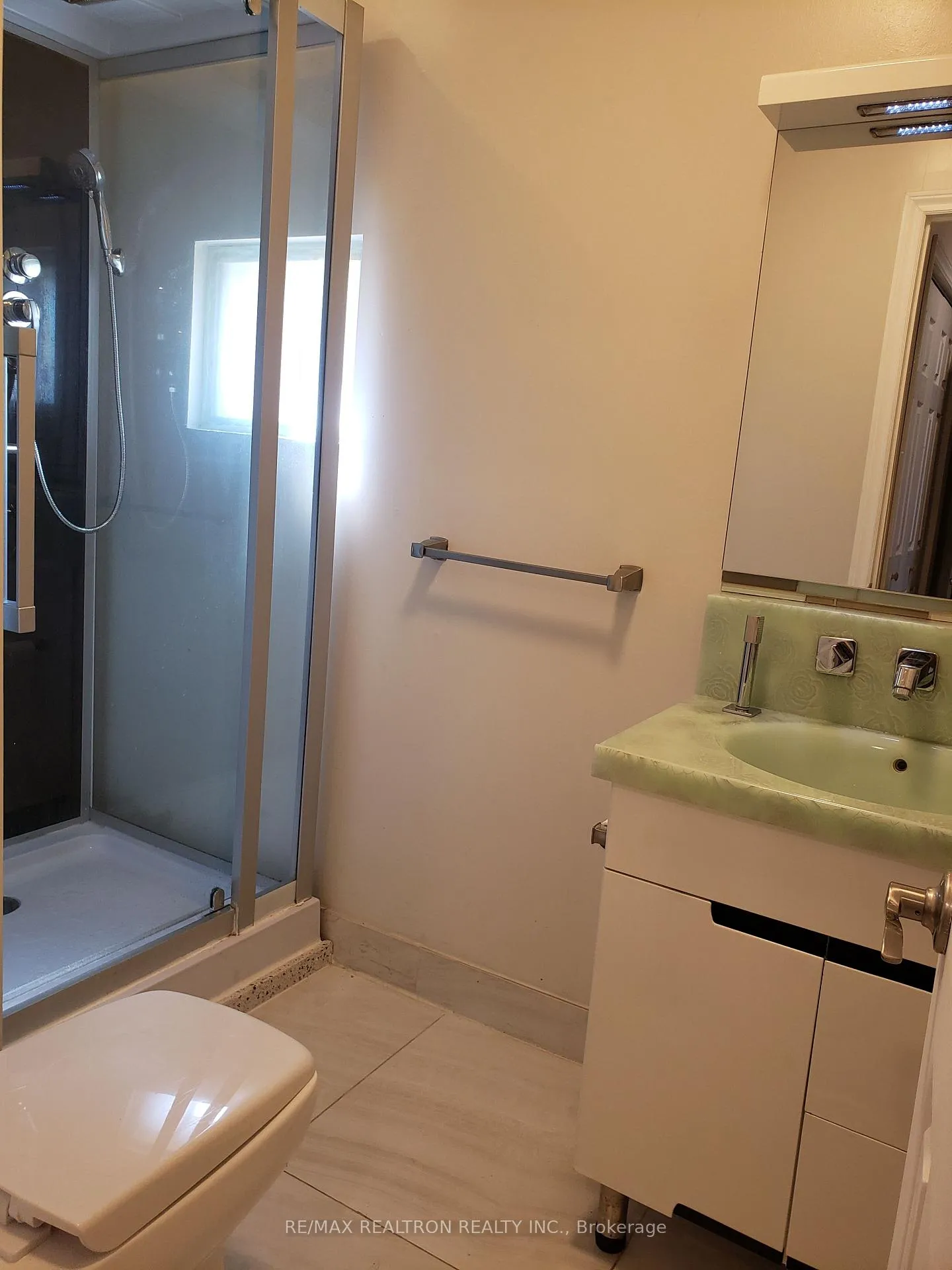 Photo 9 of Unit 1299, 1301 Danforth Avenue, Toronto, Greenwood-Coxwell — HOMEH