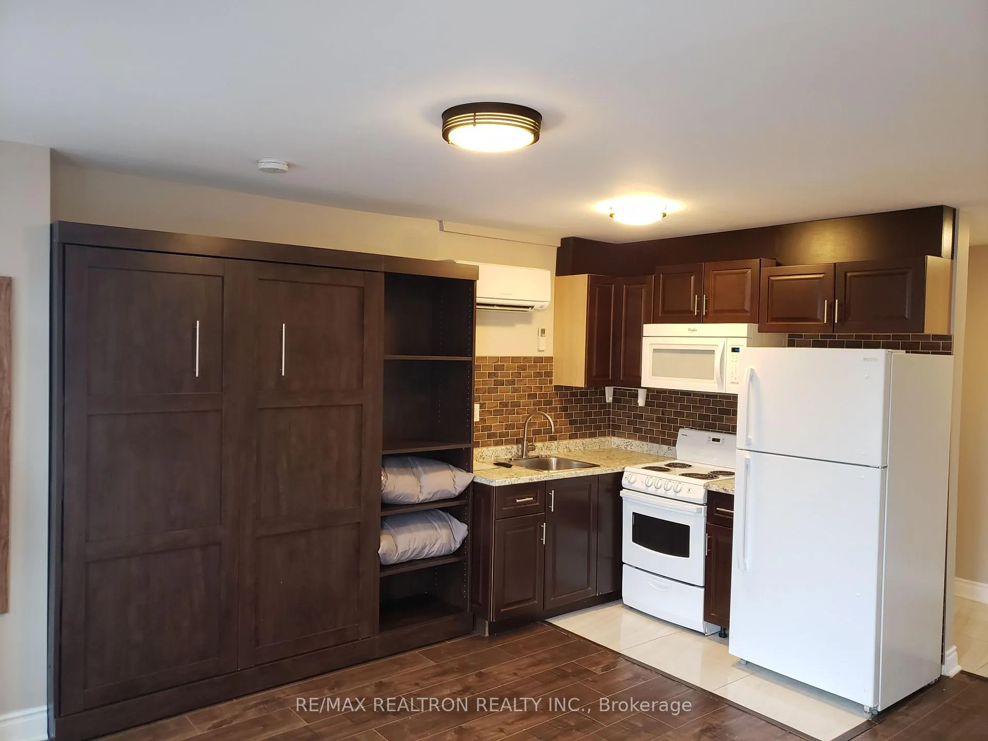 Photo 12 of Unit 1299, 1301 Danforth Avenue, Toronto, Greenwood-Coxwell — HOMEH