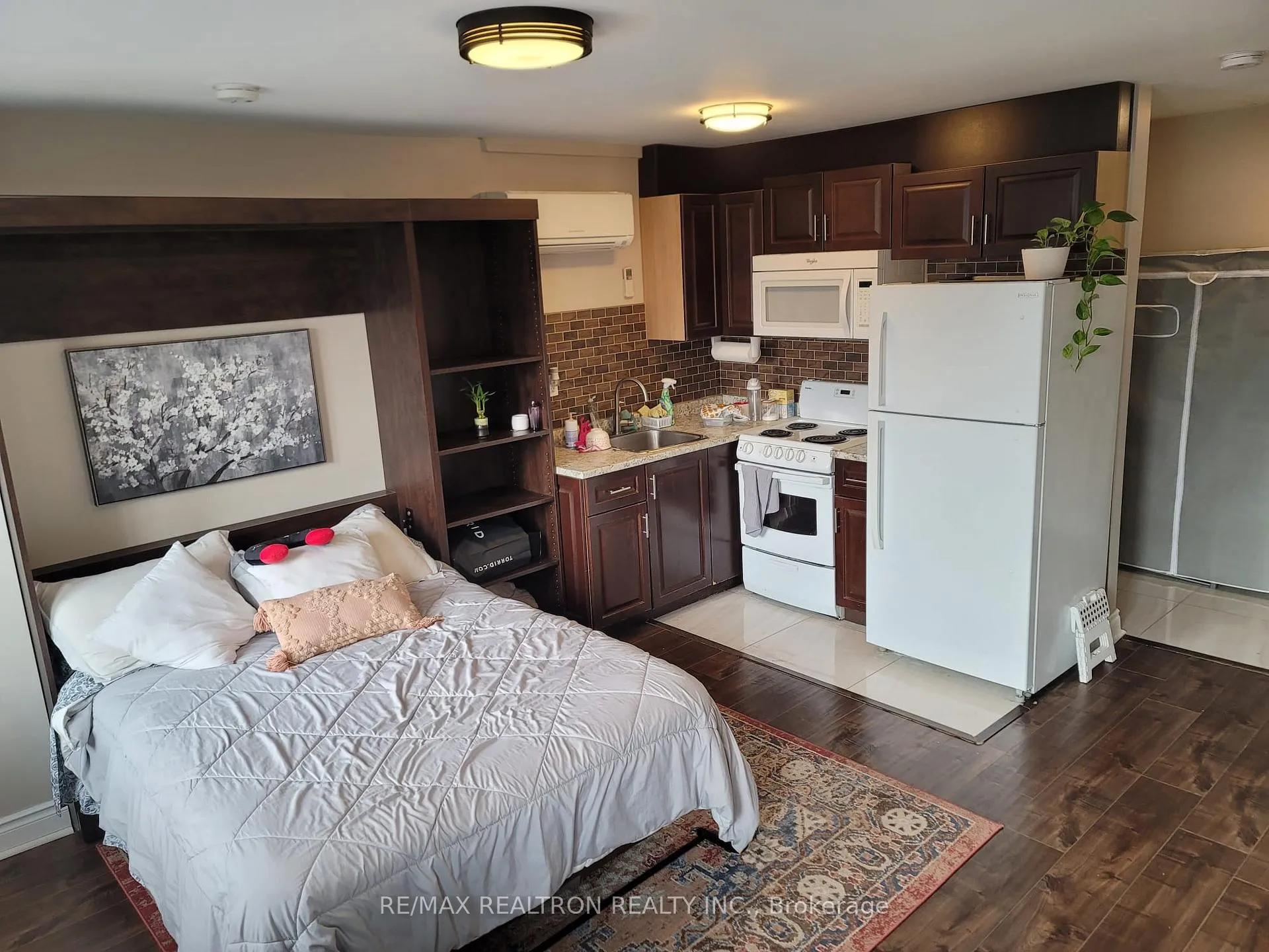 Photo 18 of Unit 1299, 1301 Danforth Avenue, Toronto, Greenwood-Coxwell — HOMEH