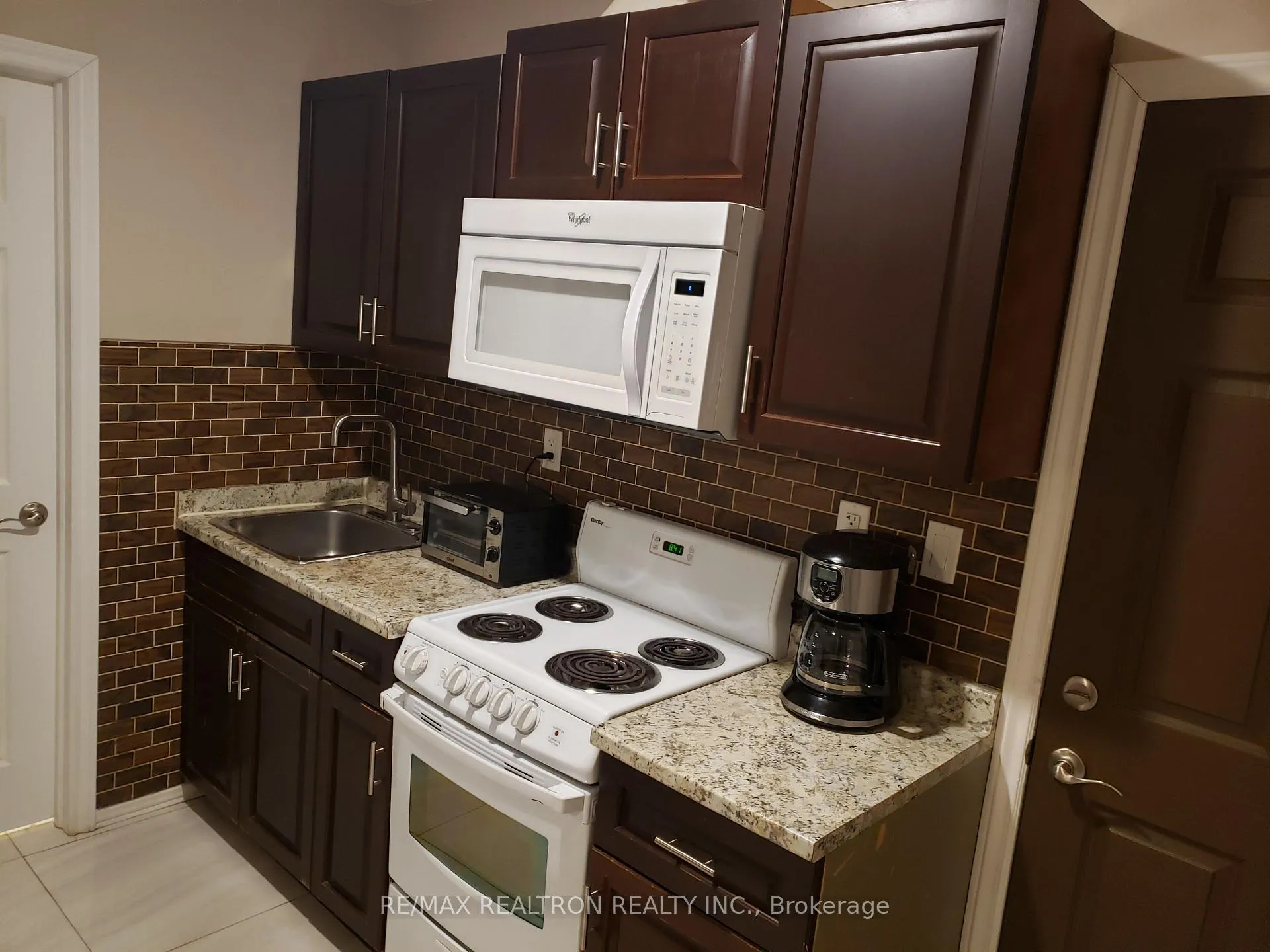 Photo 26 of Unit 1299, 1301 Danforth Avenue, Toronto, Greenwood-Coxwell — HOMEH
