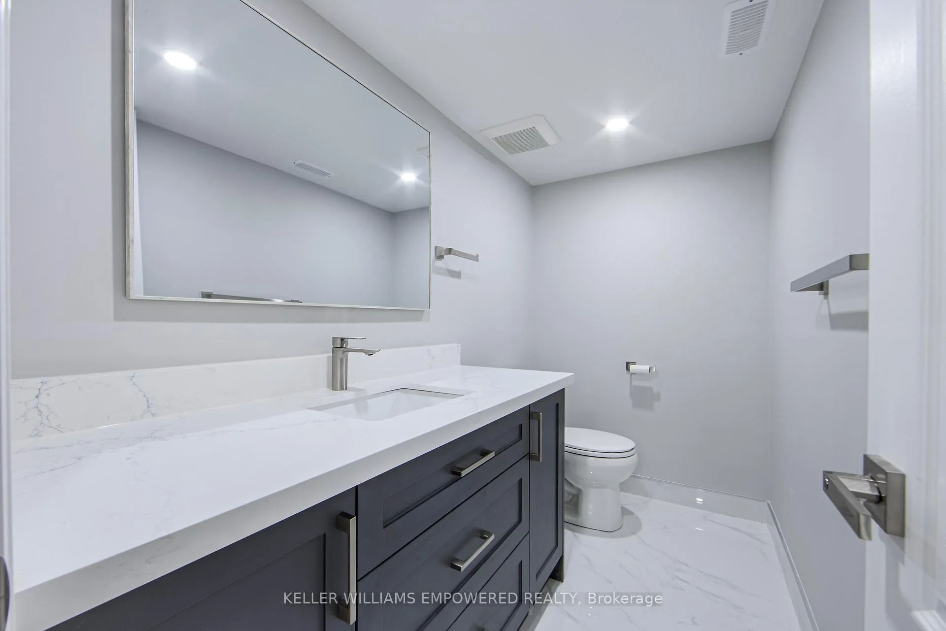 Photo 8 of Unit BASEMENT UNIT, 12 Midvale Heights Lane, Vaughan, Patterson — HOMEH