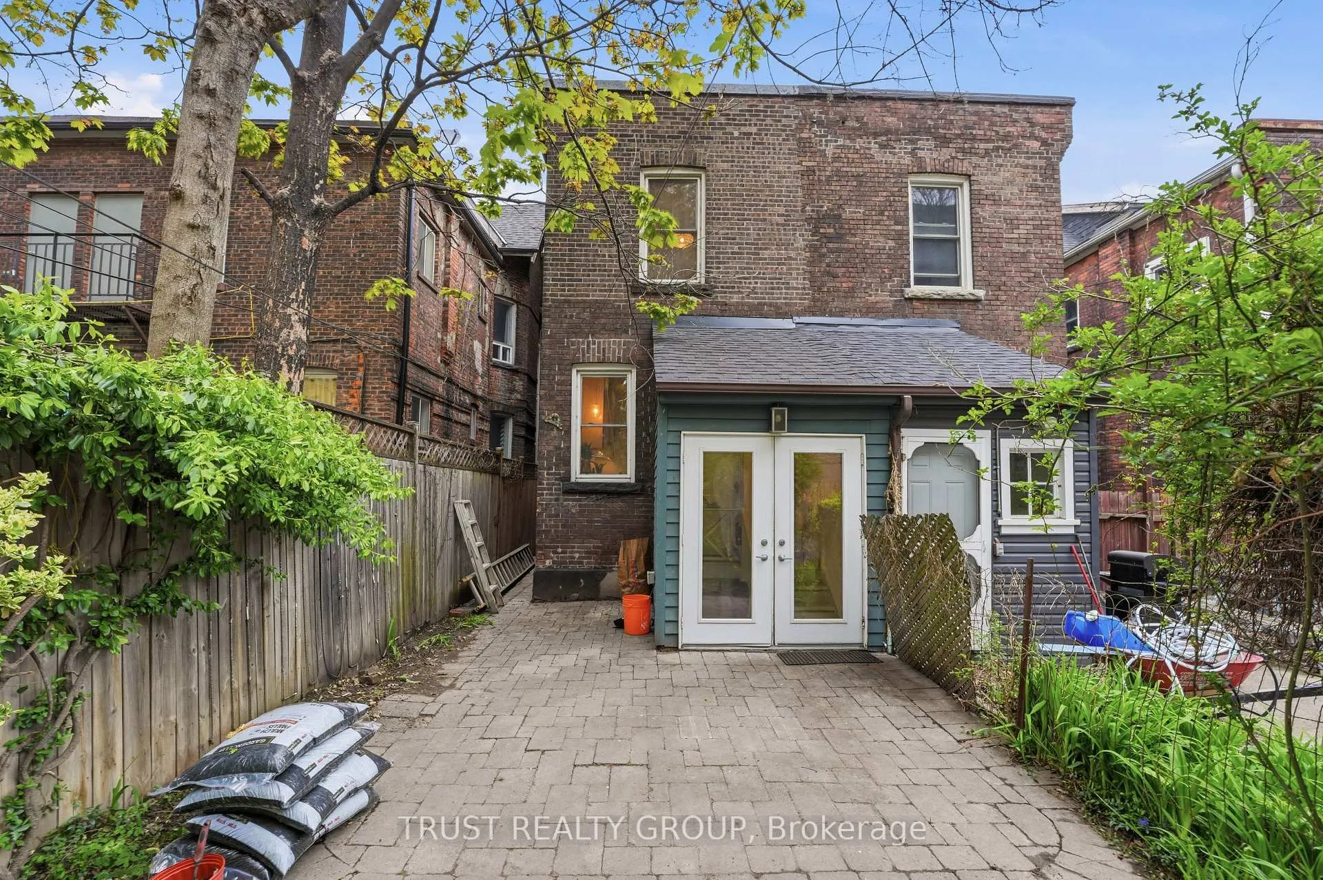 Photo 36 of 134 Close Avenue, Toronto, South Parkdale — HOMEH