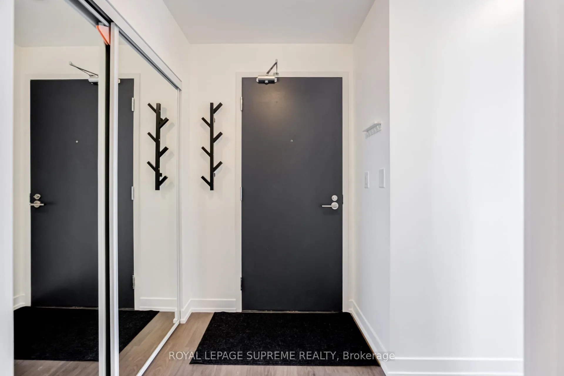 Photo 3 of Unit 2005, 105 George Street, Toronto, Moss Park — HOMEH