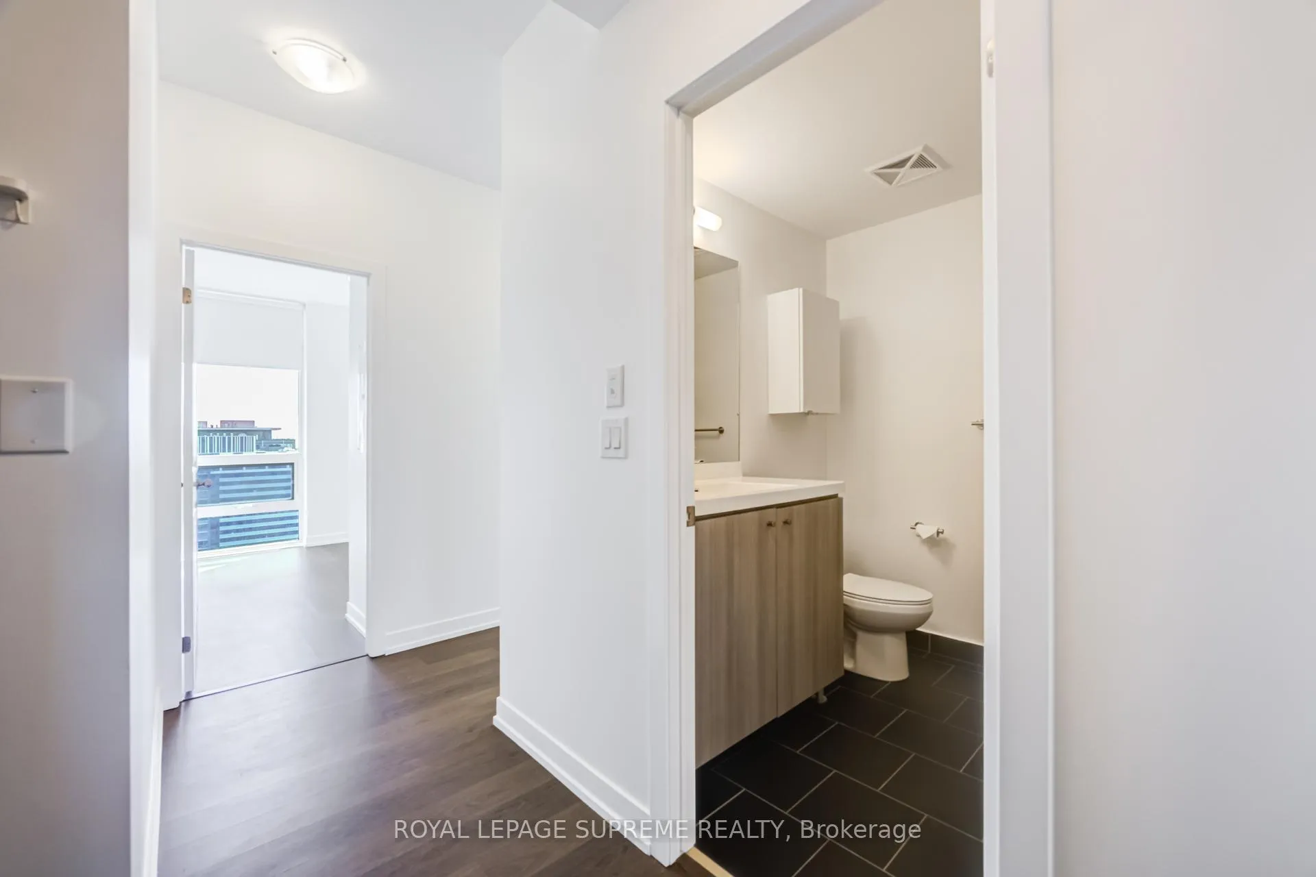 Photo 4 of Unit 2005, 105 George Street, Toronto, Moss Park — HOMEH