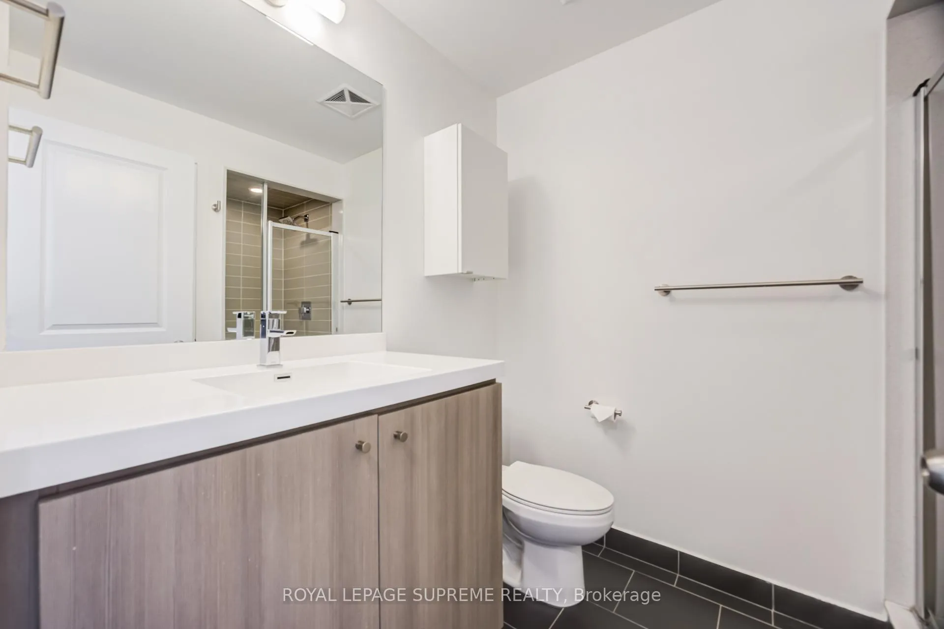 Photo 5 of Unit 2005, 105 George Street, Toronto, Moss Park — HOMEH
