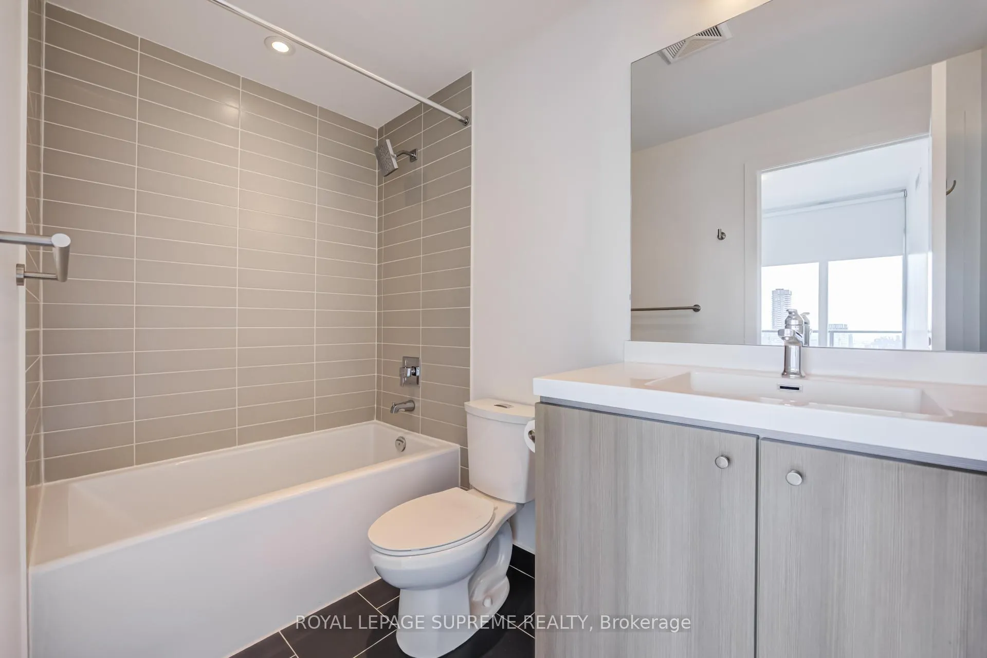 Photo 19 of Unit 2005, 105 George Street, Toronto, Moss Park — HOMEH