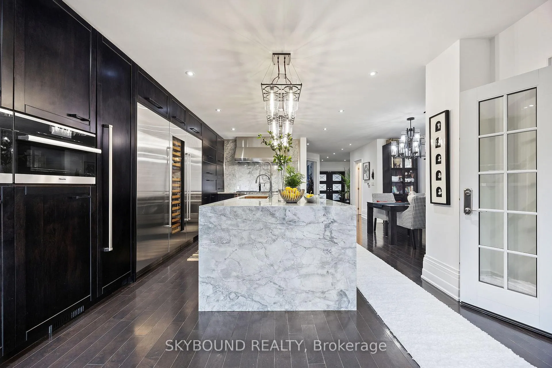 Photo 10 of 20 Fairview Boulevard, Toronto, North Riverdale — HOMEH