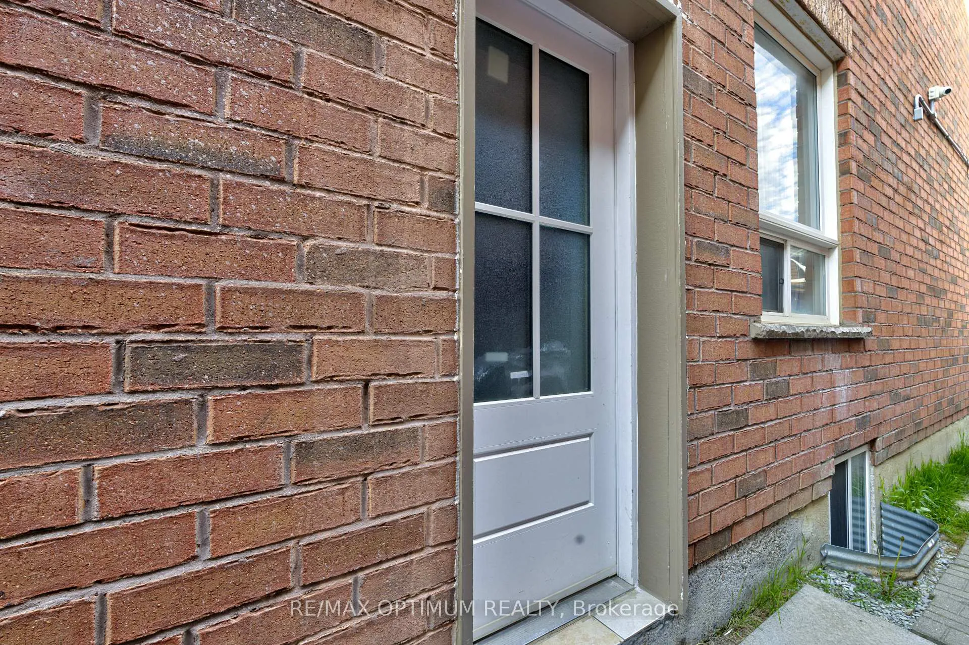 Photo 32 of 105 Spicebush Terrace, Brampton, Credit Valley — HOMEH