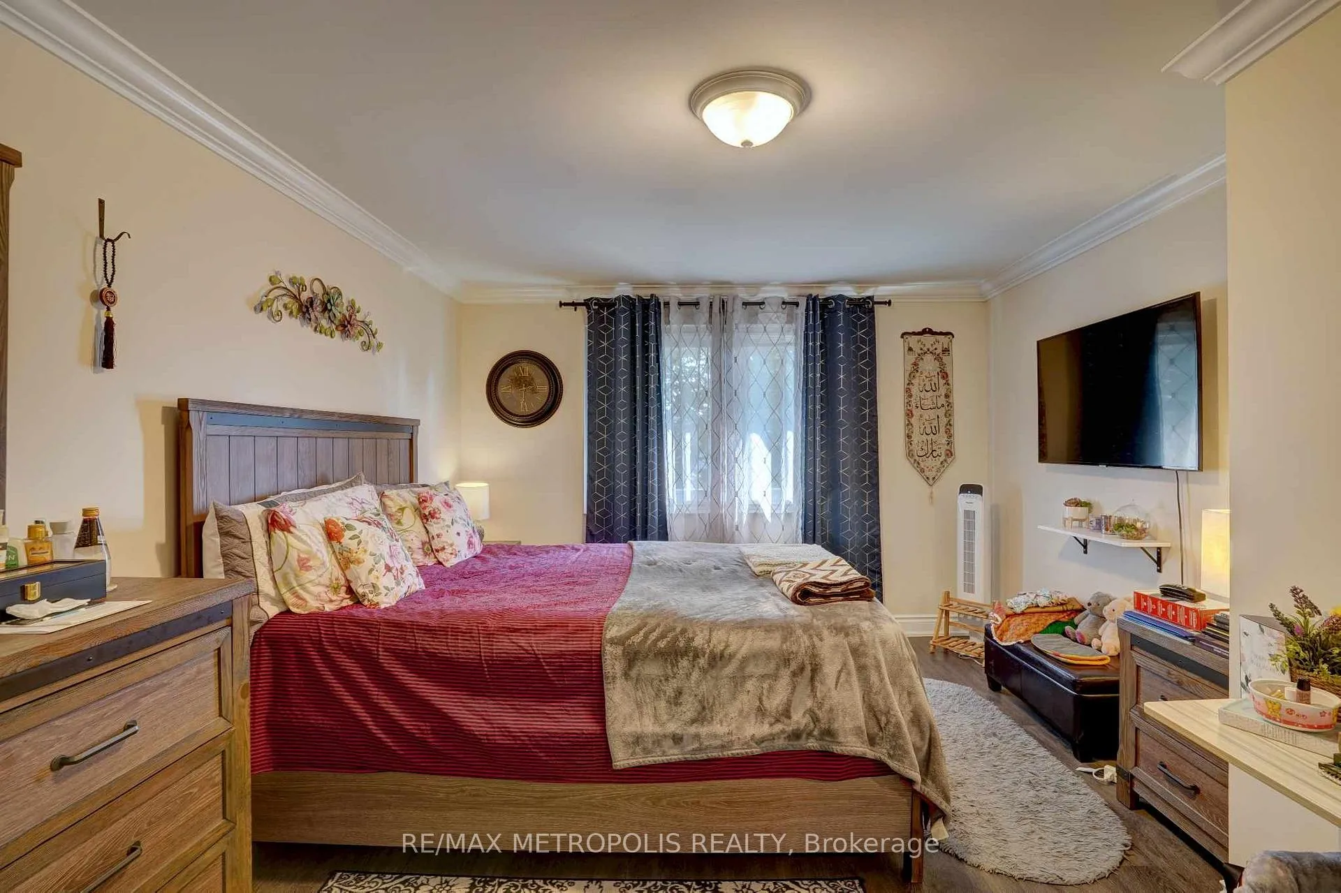 Photo 15 of 660 Berwick Crescent, Oshawa, McLaughlin — HOMEH