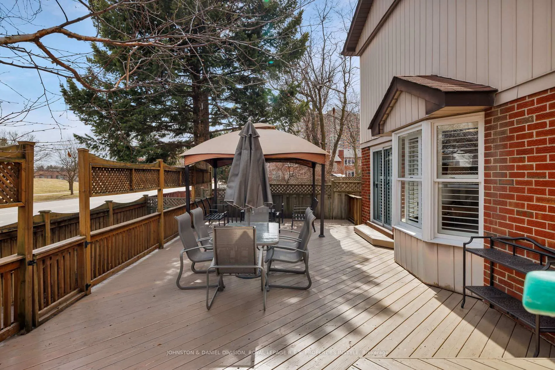 Photo 17 of 130 Frank Rivers Drive, Scarborough, Steeles — HOMEH