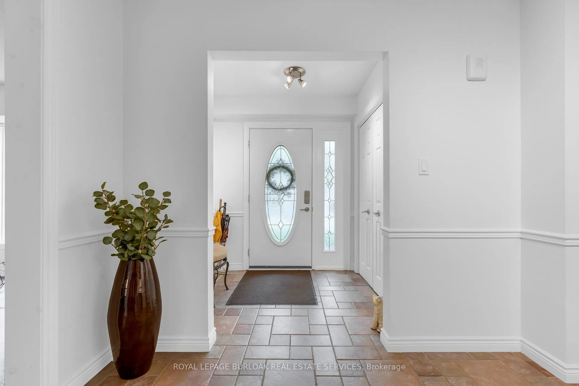 Photo 5 of 107 Garden Avenue, Hamilton, Ancaster — HOMEH