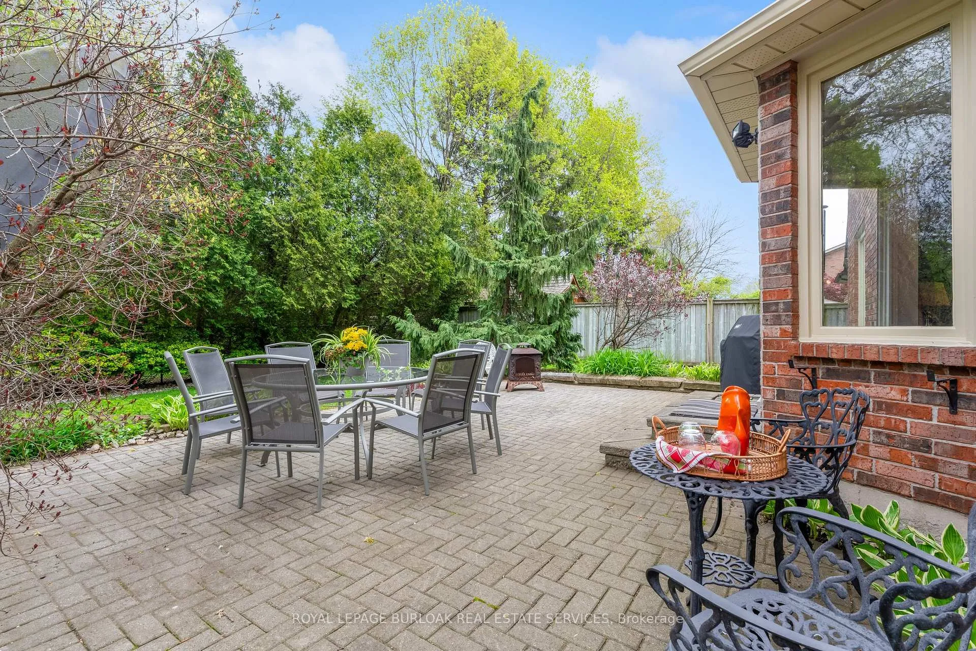 Photo 37 of 107 Garden Avenue, Hamilton, Ancaster — HOMEH