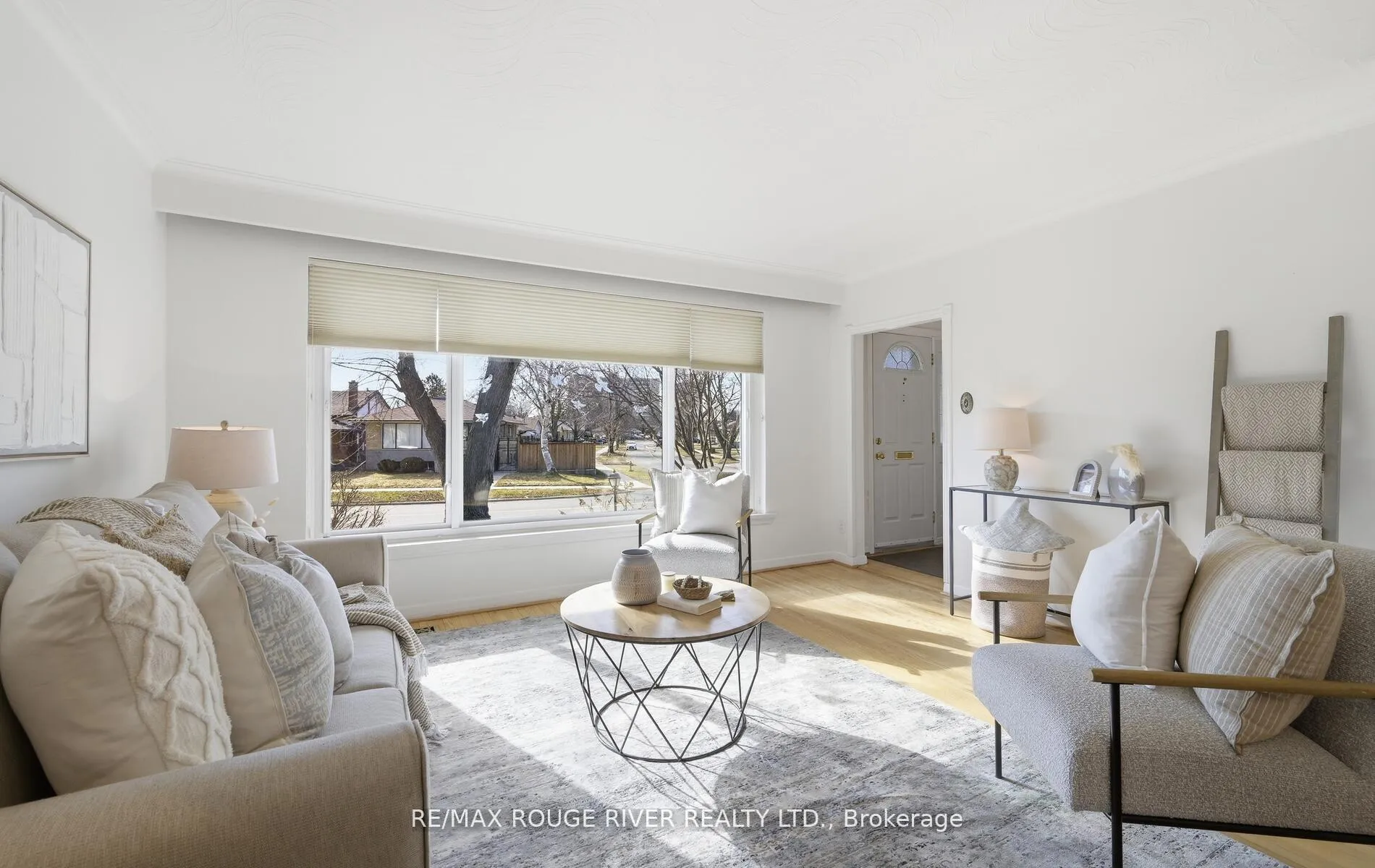 Photo 7 of 114 Rochman Boulevard, Scarborough, Woburn — HOMEH