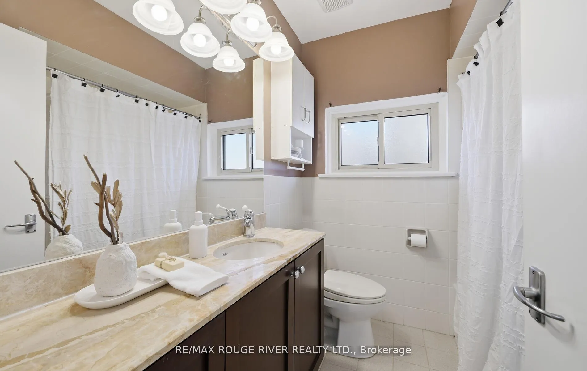 Photo 16 of 114 Rochman Boulevard, Scarborough, Woburn — HOMEH