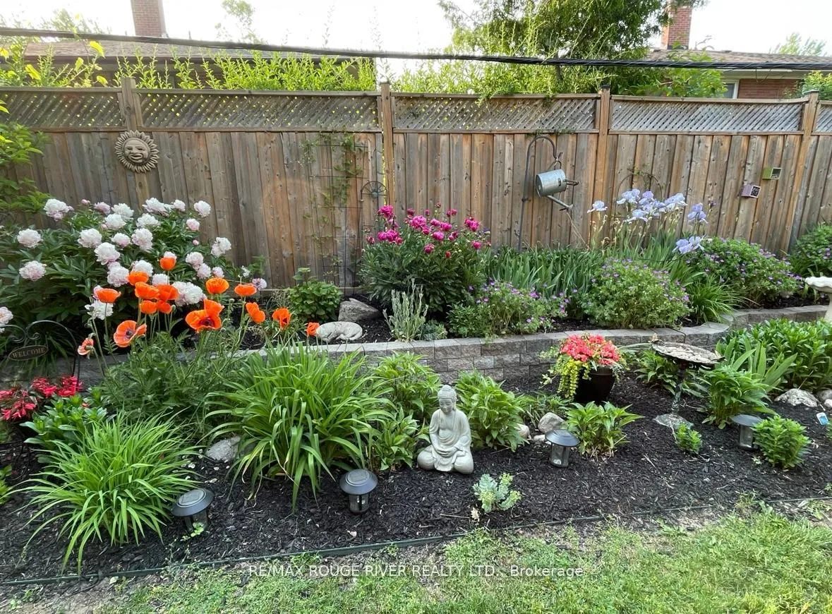 Photo 26 of 114 Rochman Boulevard, Scarborough, Woburn — HOMEH