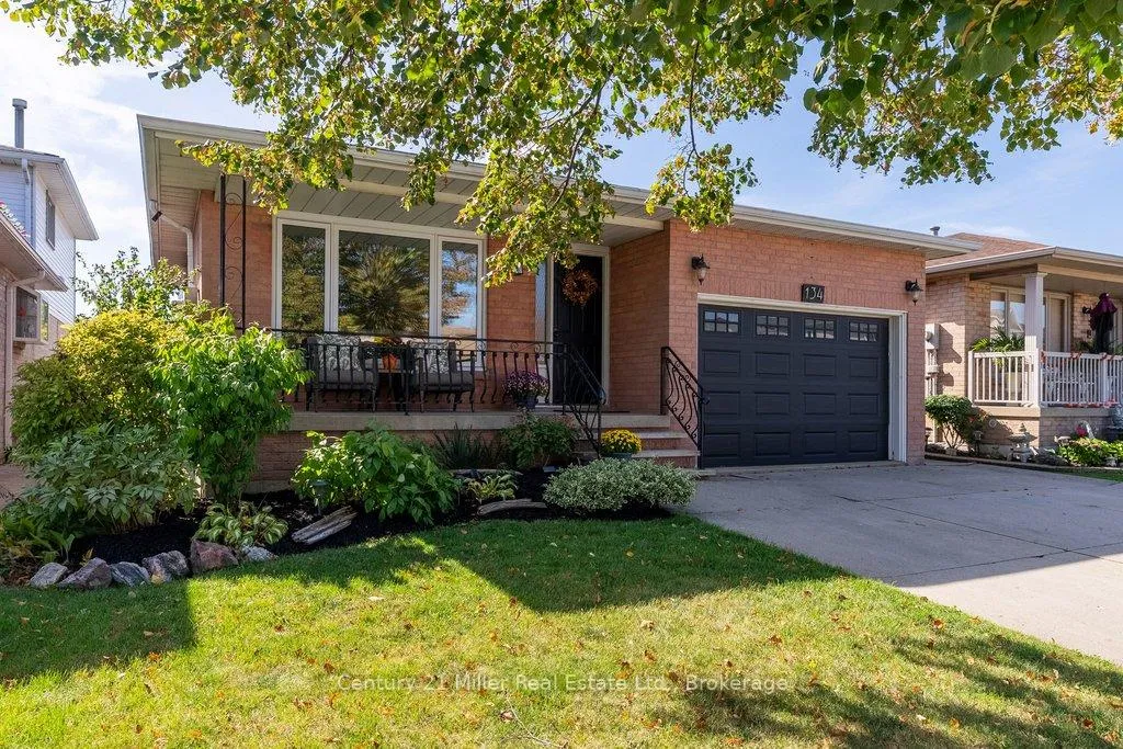 Photo 1 of 134 Sirente Drive, Hamilton, Crerar — HOMEH