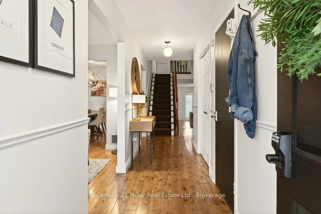 Photo 5 of 134 Sirente Drive, Hamilton, Crerar — HOMEH