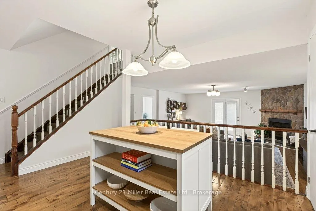 Photo 16 of 134 Sirente Drive, Hamilton, Crerar — HOMEH