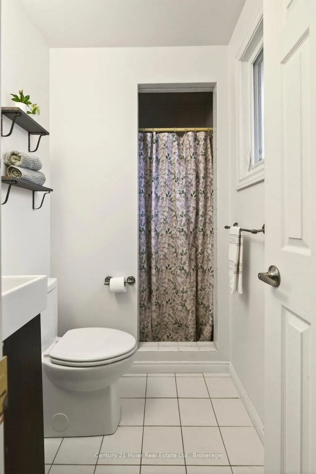 Photo 29 of 134 Sirente Drive, Hamilton, Crerar — HOMEH