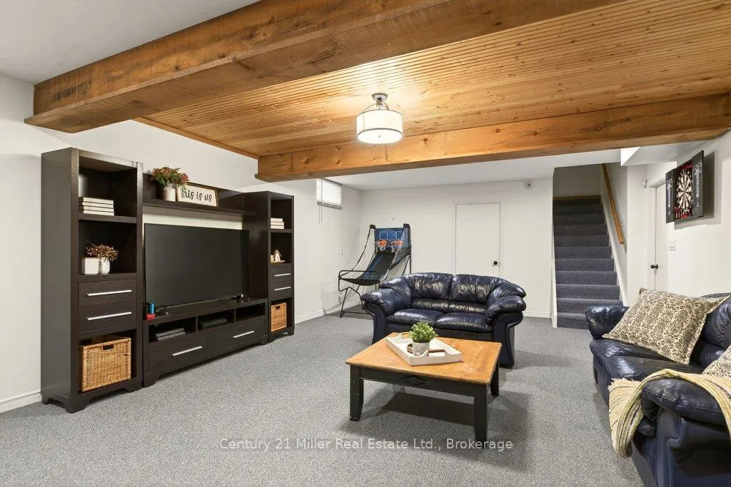 Photo 37 of 134 Sirente Drive, Hamilton, Crerar — HOMEH
