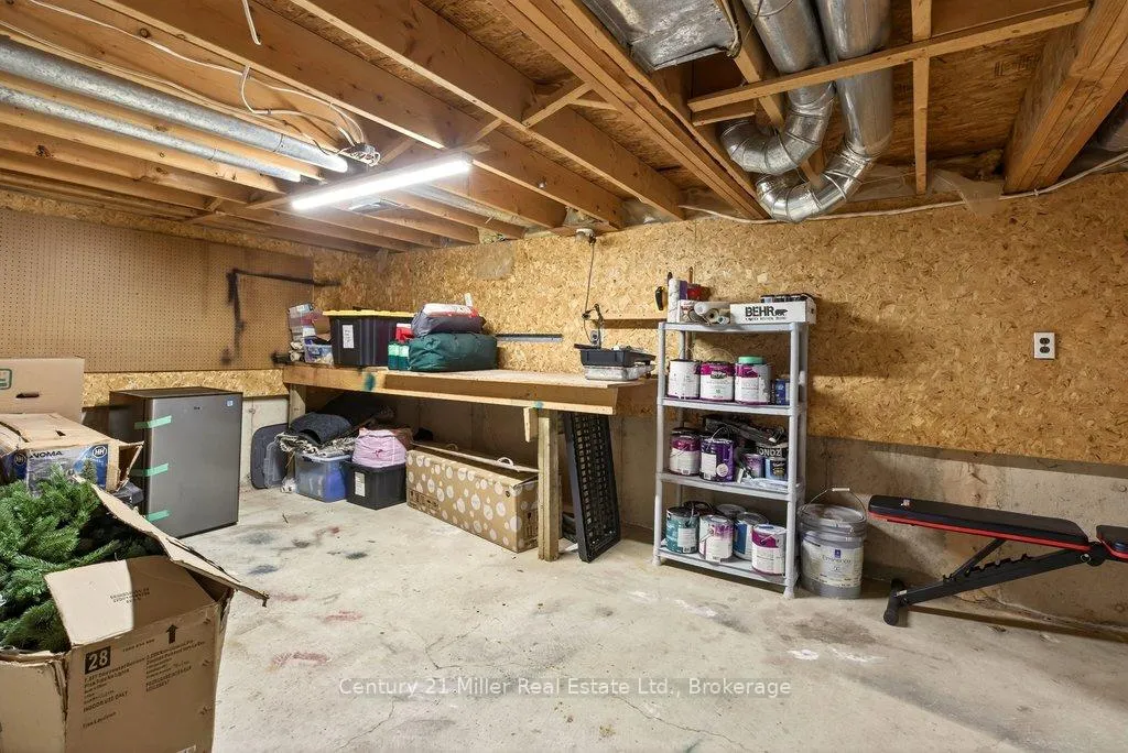 Photo 38 of 134 Sirente Drive, Hamilton, Crerar — HOMEH