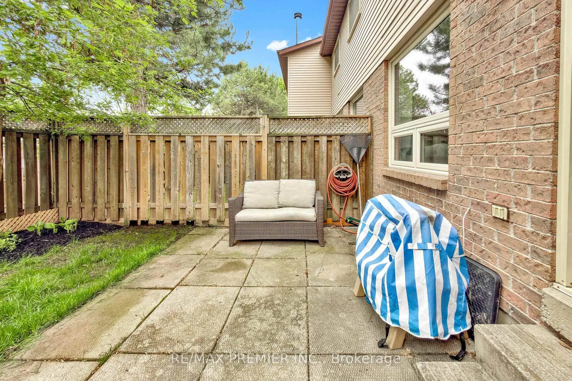 Photo 38 of Unit 2, 1232 Guelph Line, Burlington, Mountainside — HOMEH