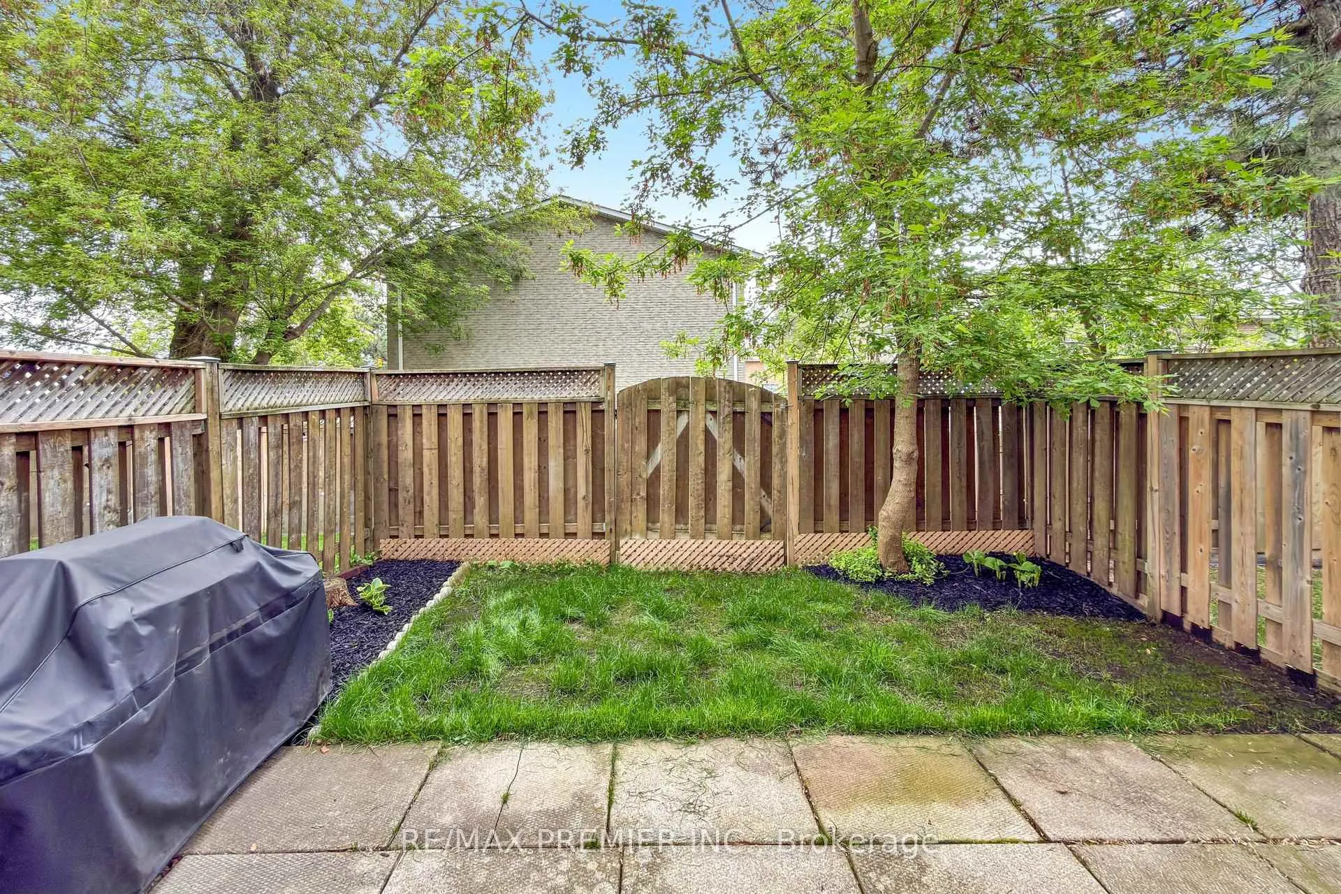 Photo 42 of Unit 2, 1232 Guelph Line, Burlington, Mountainside — HOMEH