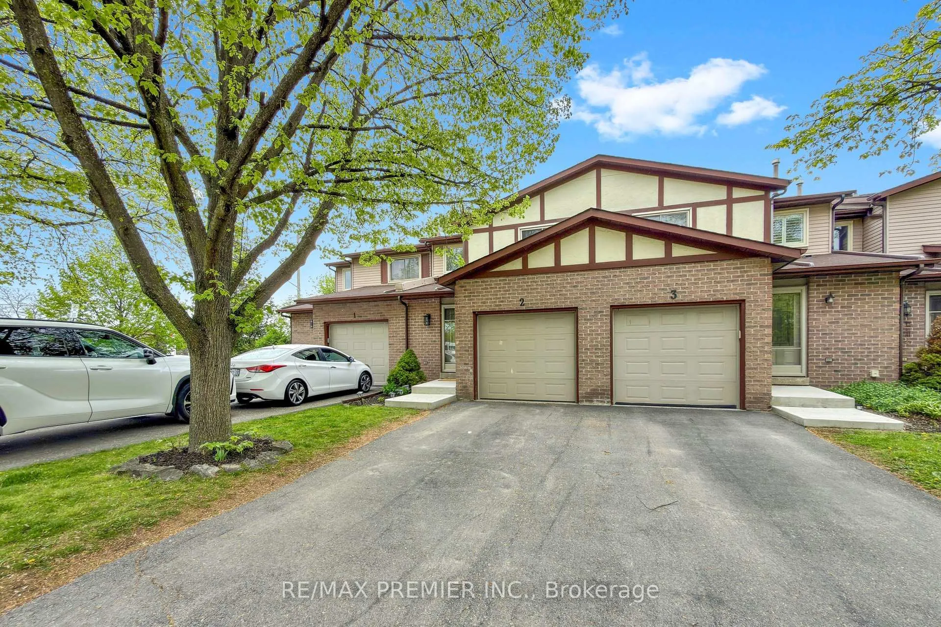 Photo 43 of Unit 2, 1232 Guelph Line, Burlington, Mountainside — HOMEH