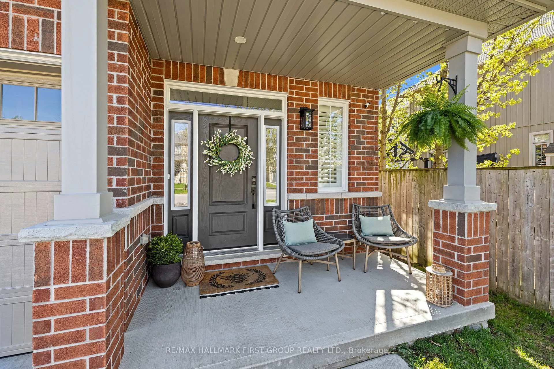 Photo 4 of 85 Harry Gay Drive, Clarington, Courtice — HOMEH