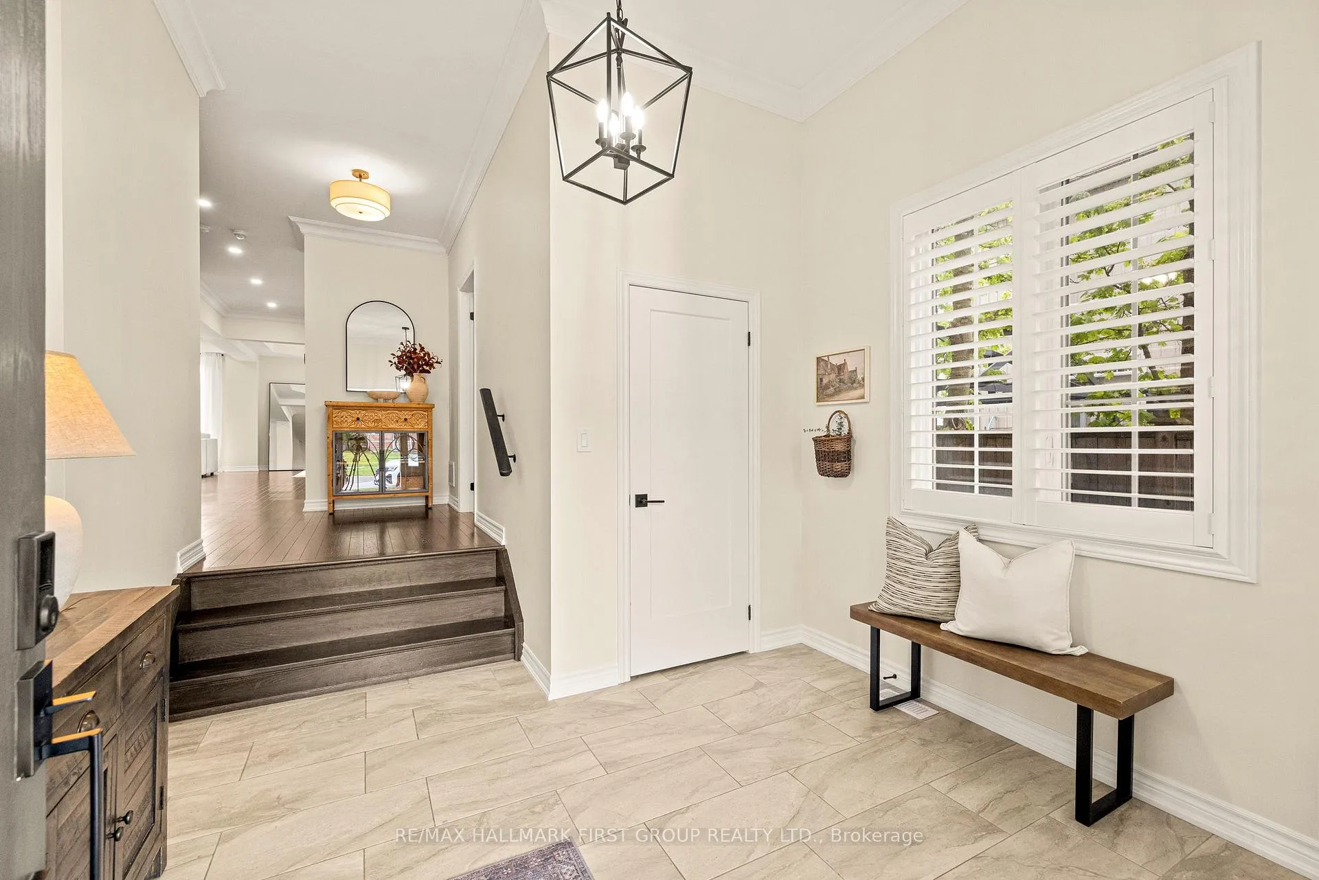 Photo 5 of 85 Harry Gay Drive, Clarington, Courtice — HOMEH