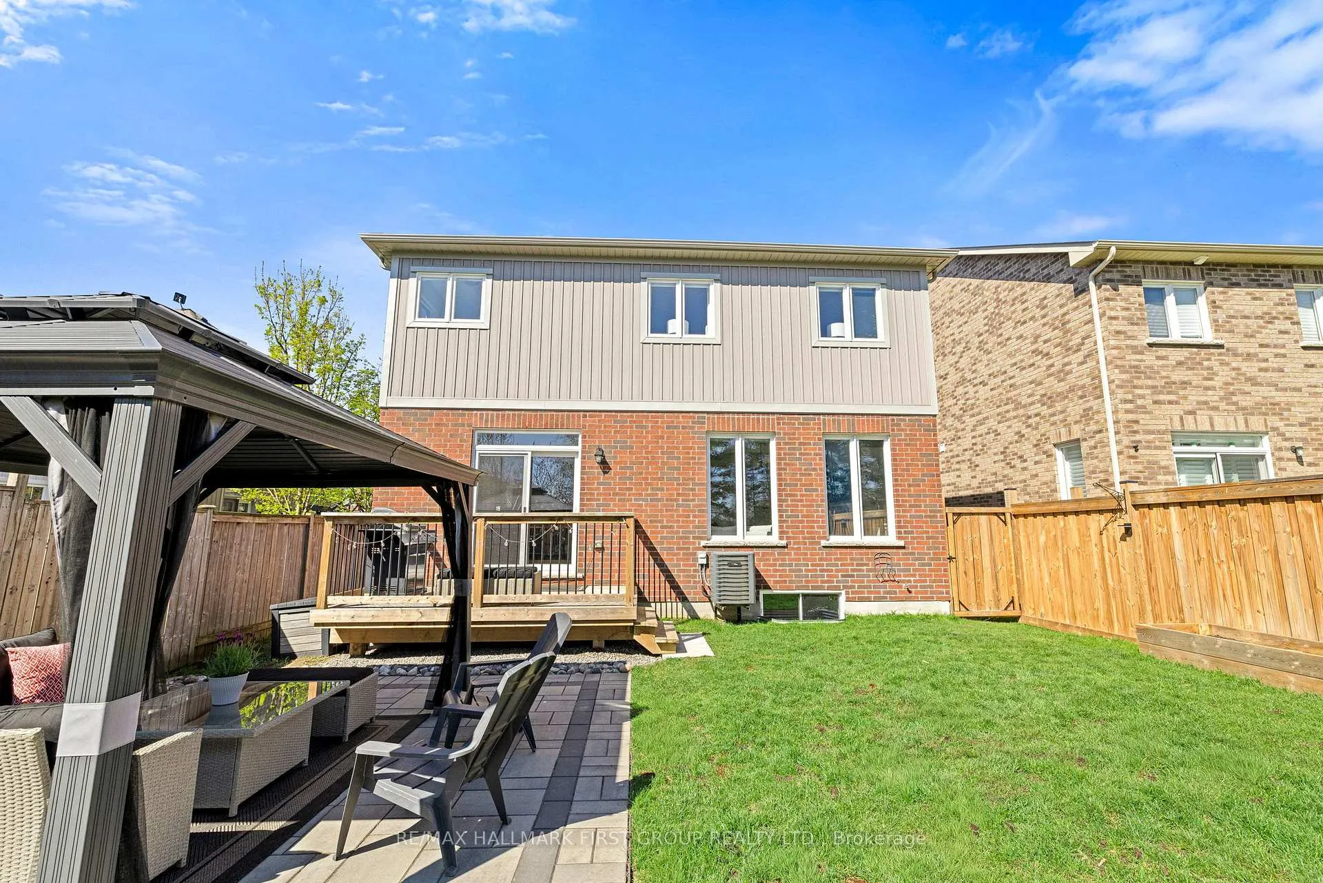 Photo 43 of 85 Harry Gay Drive, Clarington, Courtice — HOMEH