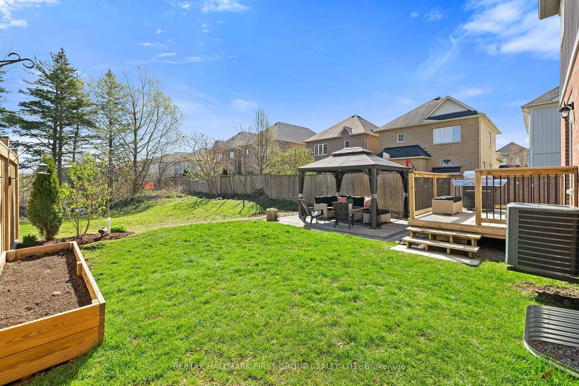 Photo 45 of 85 Harry Gay Drive, Clarington, Courtice — HOMEH