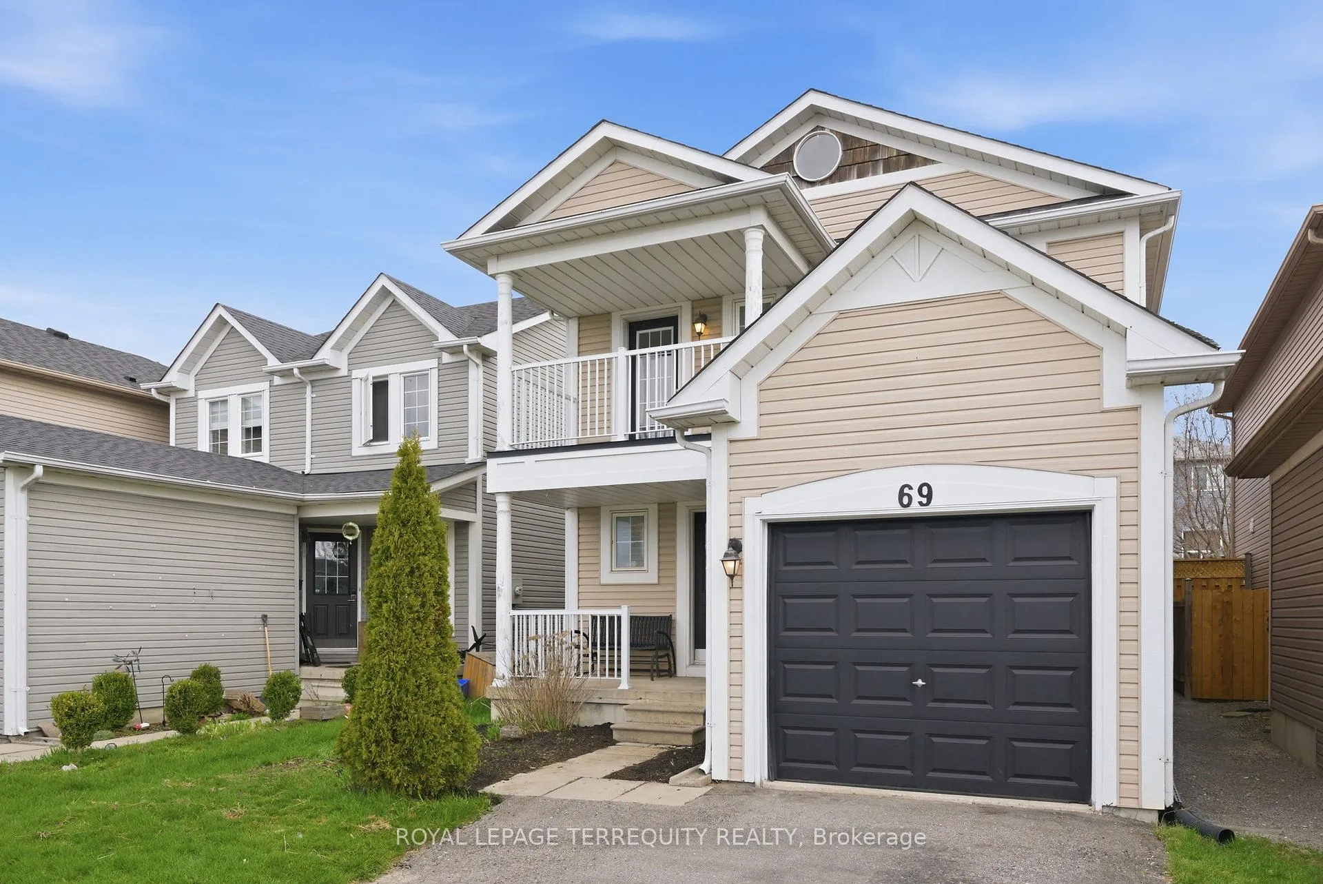 Photo 3 of 69 Hammond Street, Clarington, Bowmanville — HOMEH