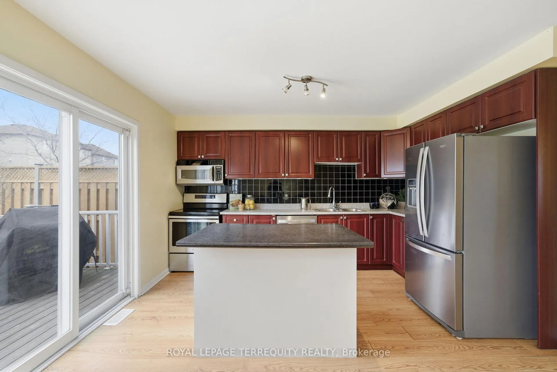 Photo 13 of 69 Hammond Street, Clarington, Bowmanville — HOMEH