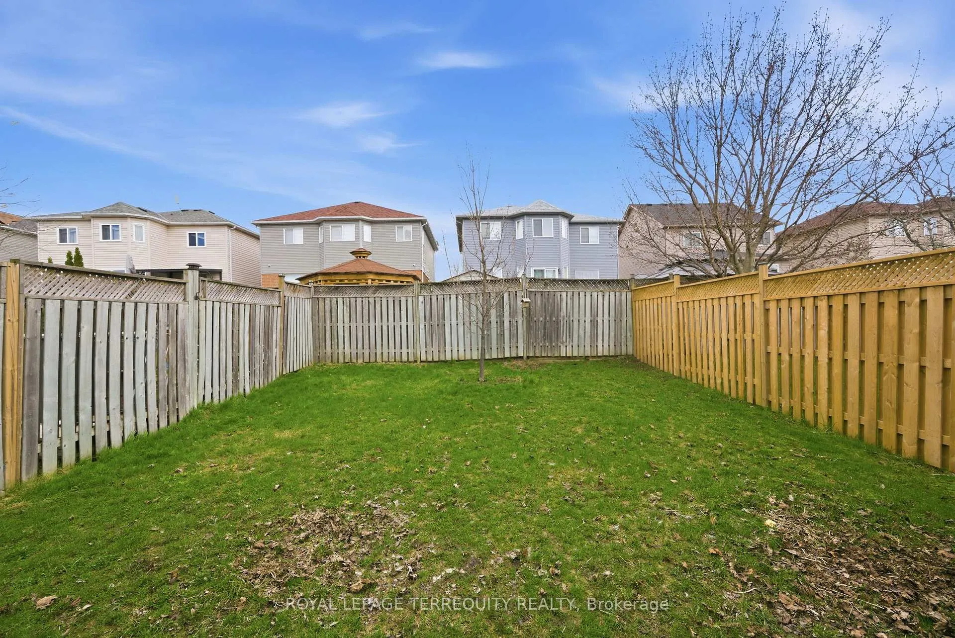 Photo 37 of 69 Hammond Street, Clarington, Bowmanville — HOMEH