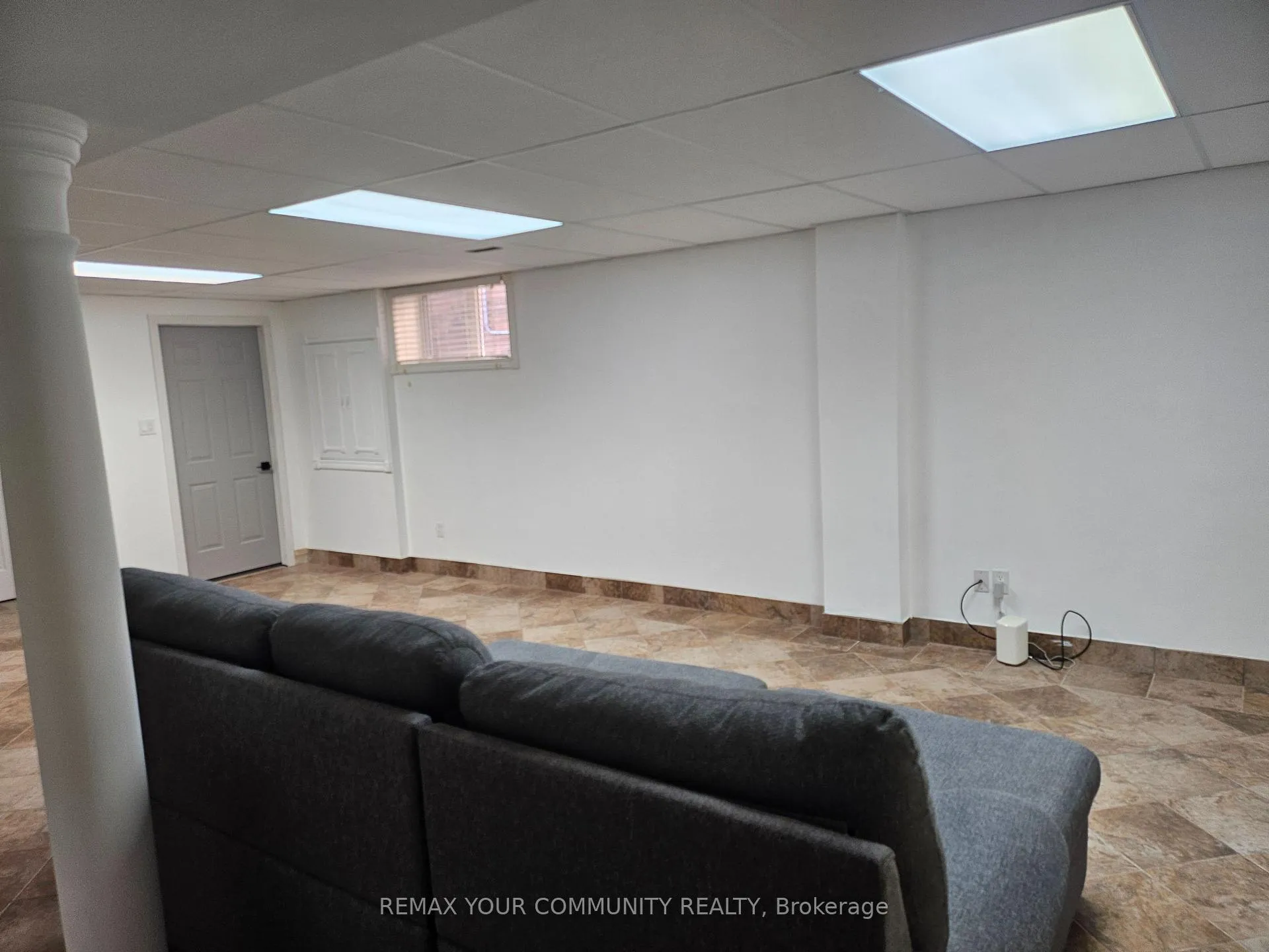 Photo 4 of Unit Basement, 14 Sequoia Road, Vaughan, Sonoma Heights — HOMEH
