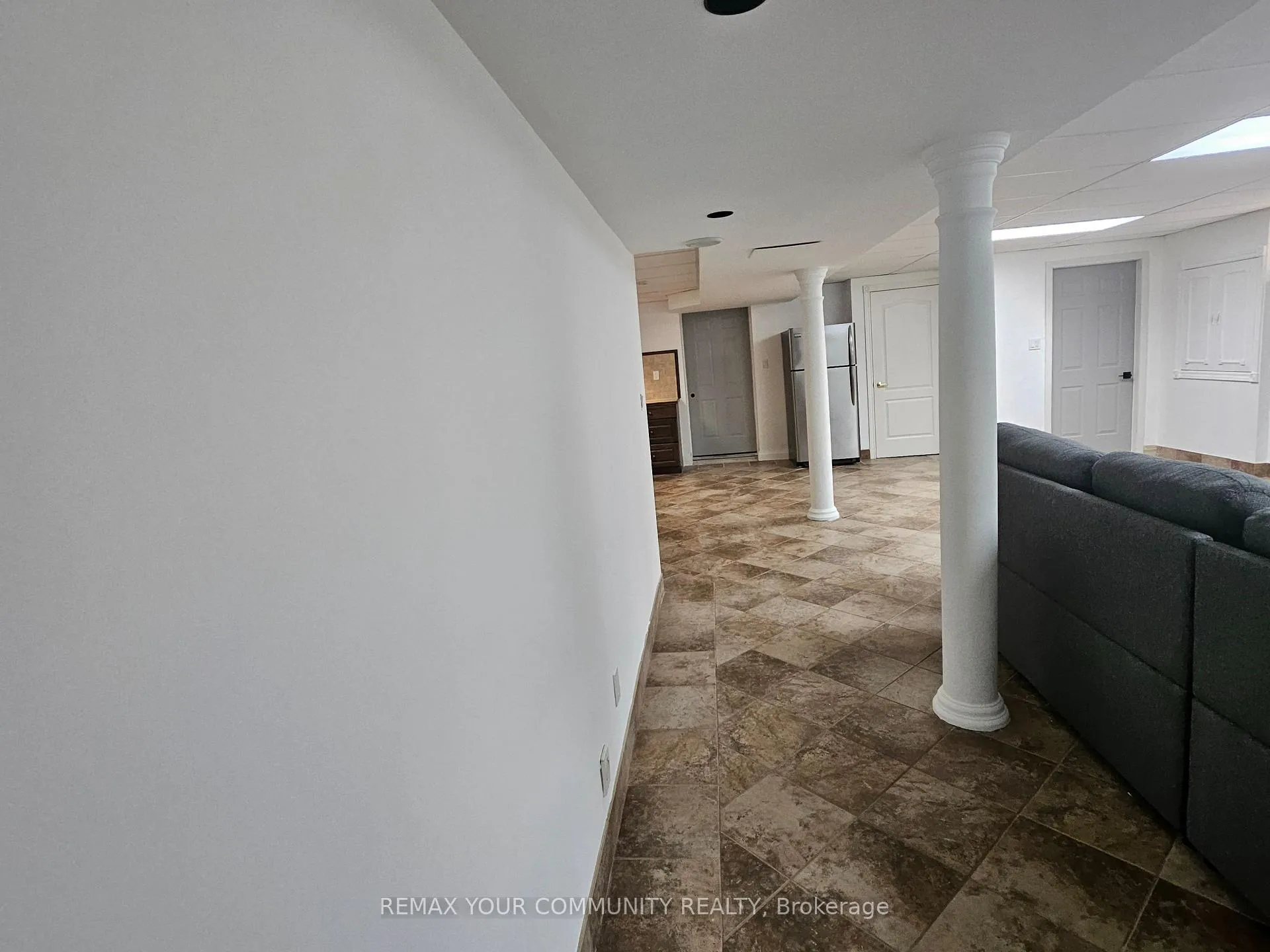 Photo 8 of Unit Basement, 14 Sequoia Road, Vaughan, Sonoma Heights — HOMEH