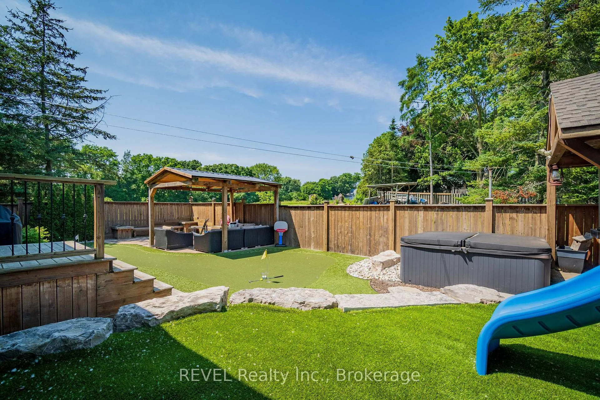 Photo 6 of 719 Welland Road, Pelham, Fenwick — HOMEH