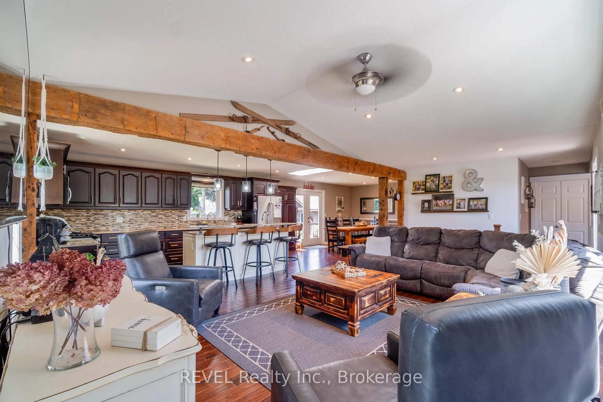 Photo 13 of 719 Welland Road, Pelham, Fenwick — HOMEH