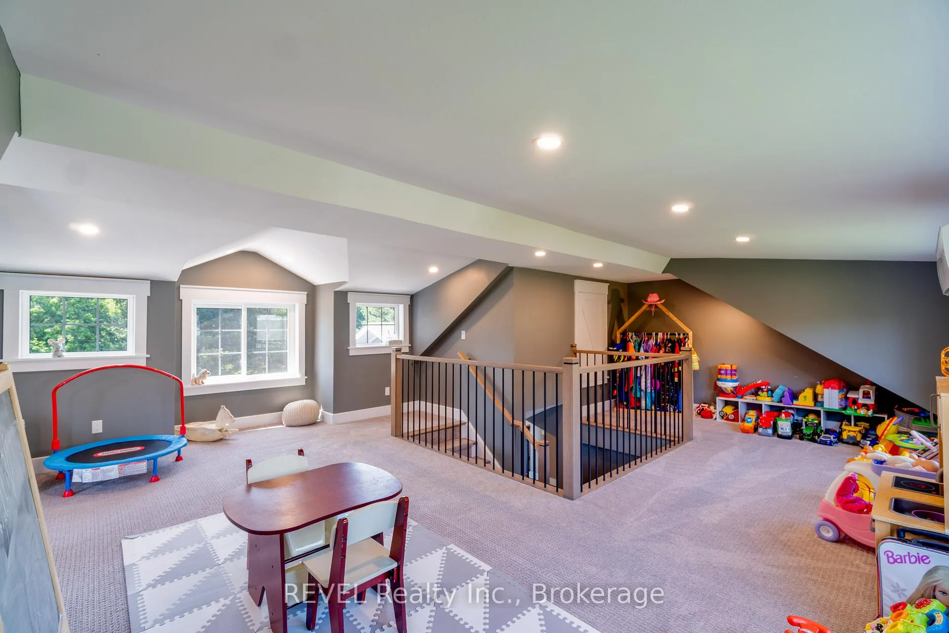 Photo 24 of 719 Welland Road, Pelham, Fenwick — HOMEH